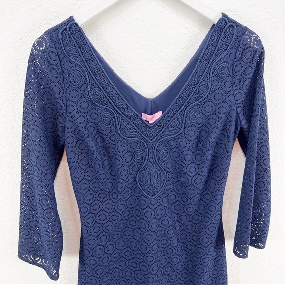 Lilly Pulitzer Alden Lace Tunic Dress Geo Circle Knit Lace Navy Size Small NWT - Picture 3 of 6